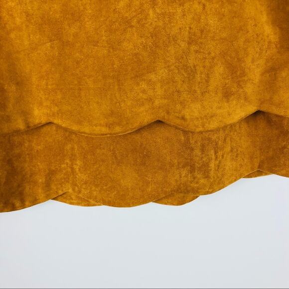 Aryeh tan cognac faux suede scalloped mini skirt large - Picture 4 of 6